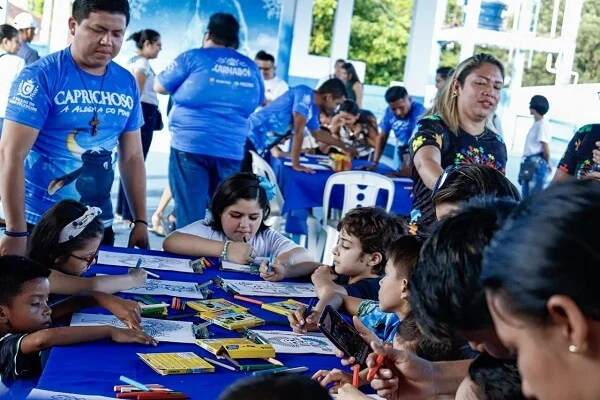 Caprichoso acolhe crianças com autismo durante o Dia do Azul Universal