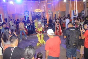 Carnailha e Carnaboi 2025: Abertura nesta sexta-feira com a chegada da Kamélia em Parintins