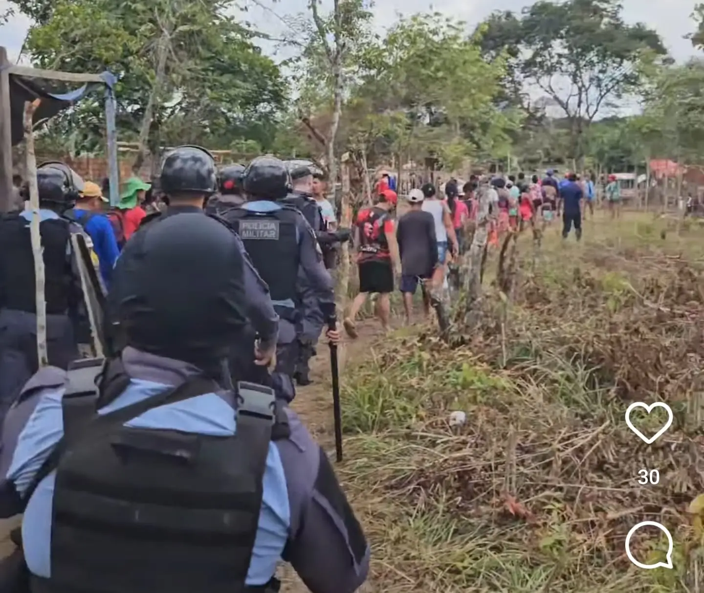 População apoia reintegração de posse e cobra fim da indústria de invasões em Parintins