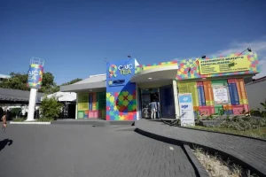 “É muito significativo para nós, mães atípicas”, diz mãe sobre primeiro Caic TEA voltado ao atendimento de crianças com autismo