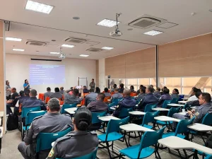 ECP-AM promove curso sobre planejamento e avaliação de políticas públicas com foco na educação para servidores da PMAM