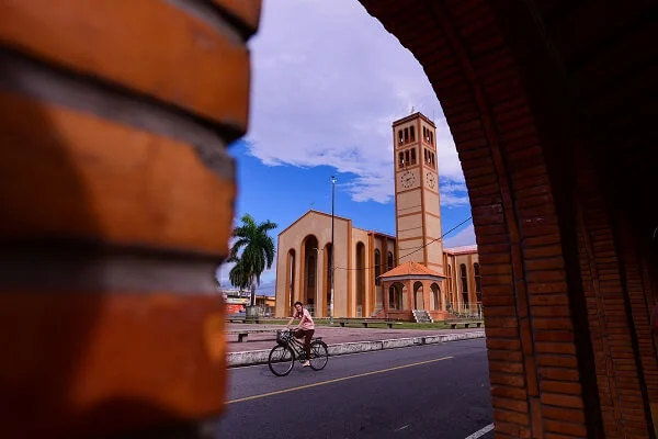 Em Parintins, Governo do Amazonas promove qualificação para 120 trabalhadores do turismo 11 Em Parintins, Governo do Amazonas promove qualificação para 120 trabalhadores do turismo
