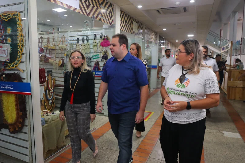 Governador em exercício, Roberto Cidade, visita Sine Amazonas e destaca ampliação de vagas de emprego em 2024