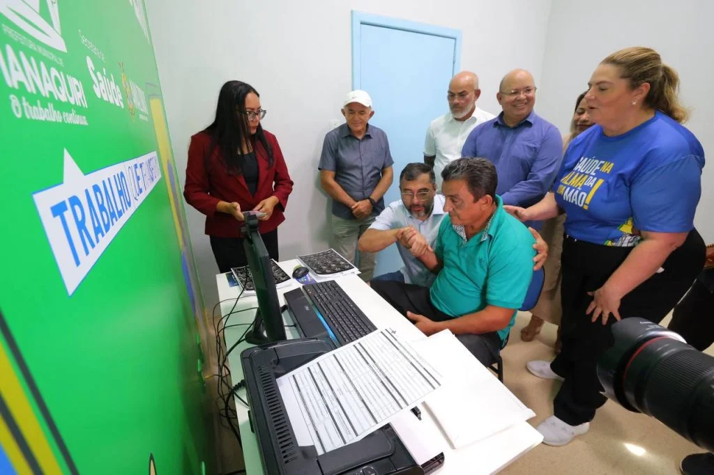 Governador Wilson Lima entrega salas de Telessaúde em Manaquiri e Careiro Castanho alcançando 21 municípios com estrutura para teleconsultas 5 Governador Wilson Lima entrega salas de Telessaúde em Manaquiri e Careiro Castanho alcançando 21 municípios com estrutura para teleconsultas