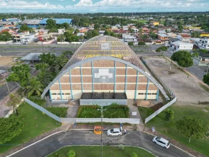 Governo do Amazonas avança na revitalização do Ginásio Elias Assayag, principal espaço esportivo de ParintinsGoverno do Amazonas avança na revitalização do Ginásio Elias Assayag, principal espaço esportivo de Parintins