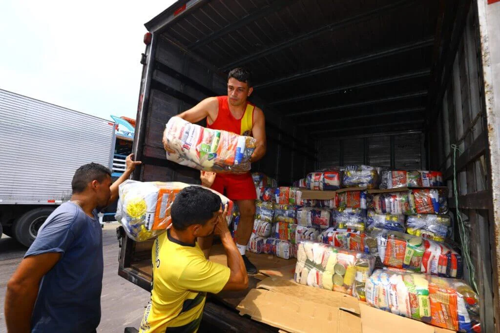 Governo Do Amazonas Entrega Mais 1,3 Mil Cestas Básicas Para Apoiar Famílias Em Três Unidades De Conservação