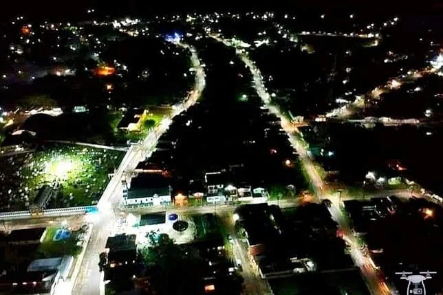 Governo do Amazonas entrega quase mil novos pontos de LED para a iluminação pública de Silves 7 Governo do Amazonas entrega quase mil novos pontos de LED para a iluminação pública de Silves