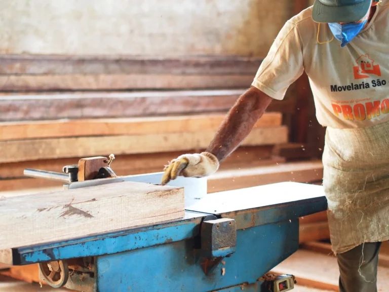 Governo do Amazonas lança edital para credenciamento de moveleiros no Programa Promove