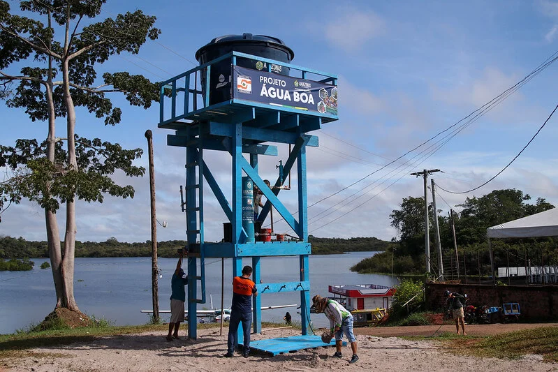 Governo do Amazonas leva unidade do Projeto Água Boa e luminárias de LED para comunidade do Careiro Castanho 16 Governo do Amazonas leva unidade do Projeto Água Boa e luminárias de LED para comunidade do Careiro Castanho