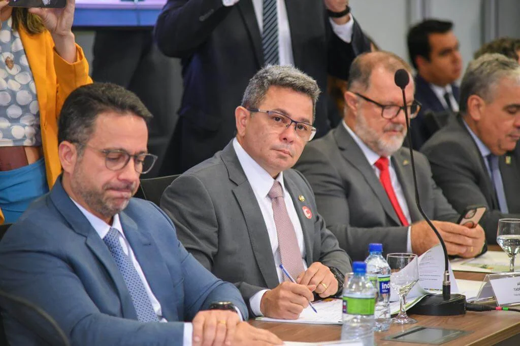 Governo do Amazonas reforça posição na reforma tributária e compromisso com economia verde em Brasília 2 Governo do Amazonas reforça posição na reforma tributária e compromisso com economia verde em Brasília