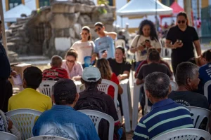 Governo do Estado e Tribunal de Justiça levam cuidado e cidadania a pessoas em situação de rua no Centro de Manaus
