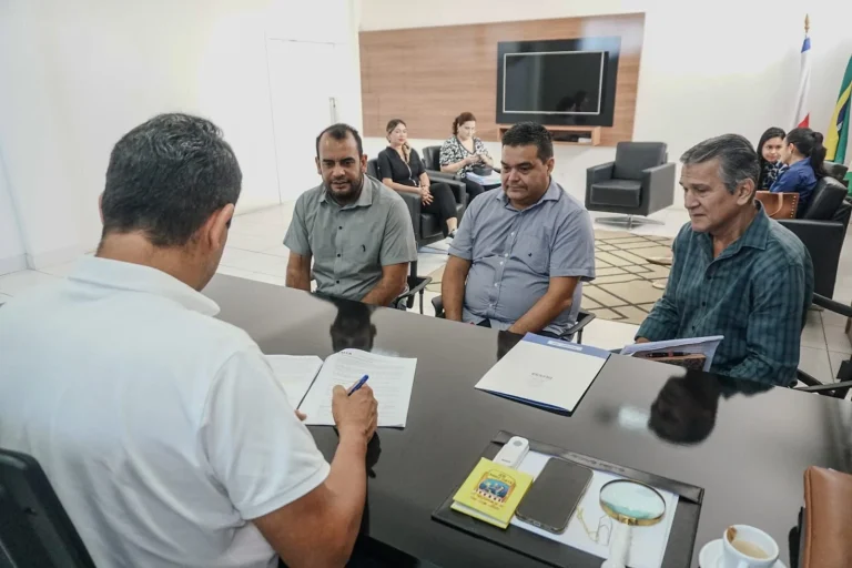 Infraestrutura: Prefeitura de Parintins e Caixa Econômica assinam convênio de R$ 71 milhões