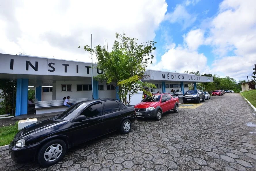 Instituto Médico Legal Do Amazonas Procura Por Familiares De Dois Homens Identificados E Não Reclamados Instituto Médico Legal do Amazonas procura por familiares de dois homens identificados e não reclamados