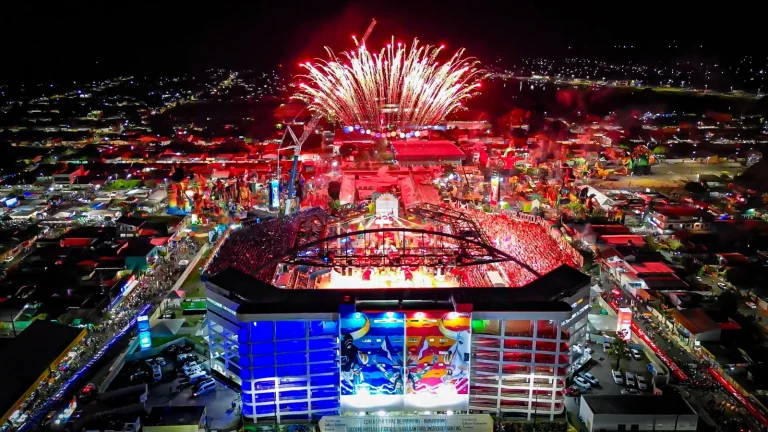 Investimentos, jurados, patrocinadores e visibilidade do Festival de Parintins