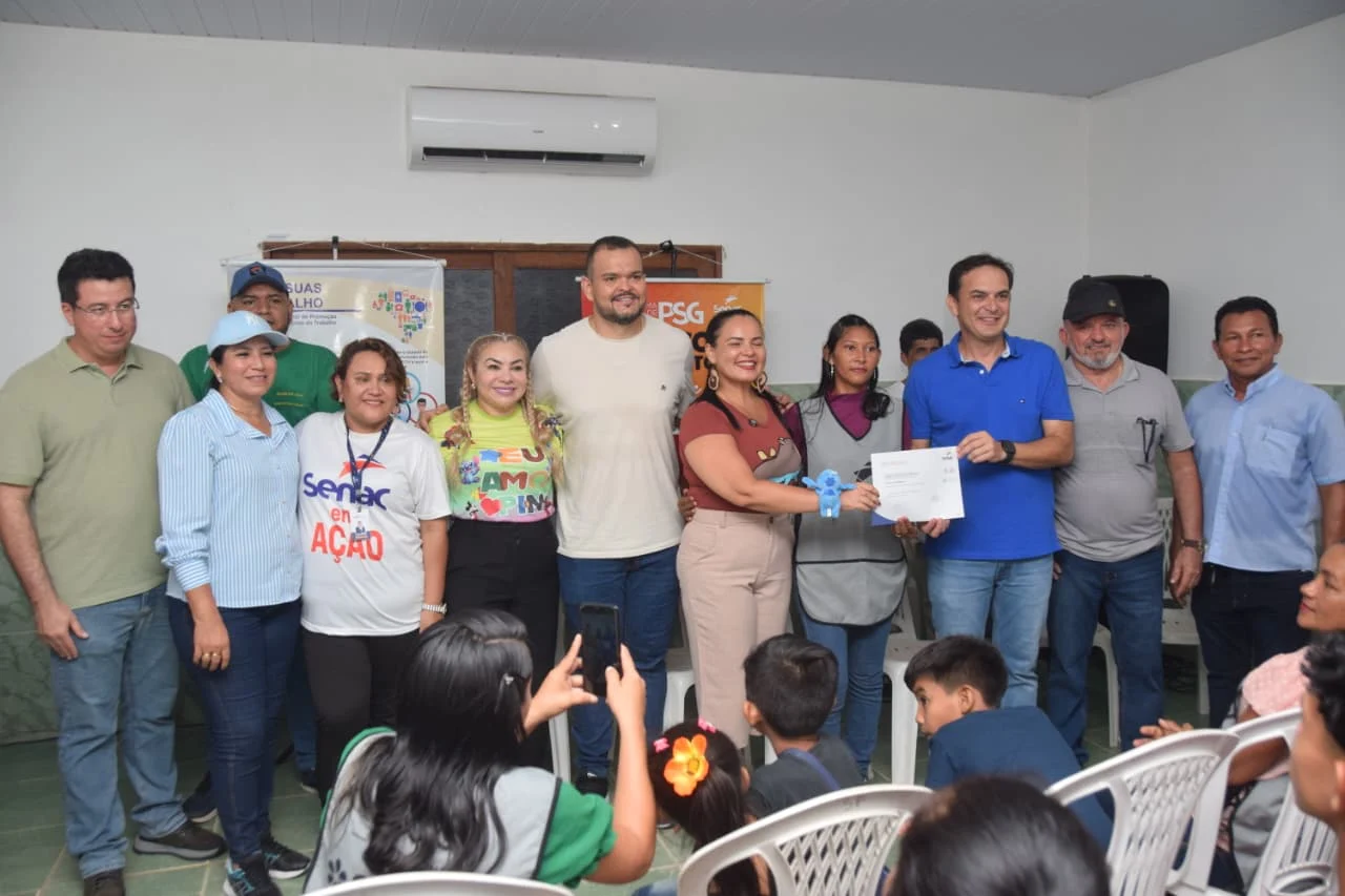 Mais de duas mil pessoas qualificadas ao mercado de trabalho em dez meses do governo Mateus Assayag e Vanessa Gonçalves