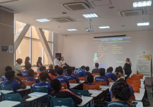 Menores Aprendizes Do Tce Am Participam De Workshops Sobre Saúde E Desenvolvimento Pessoal