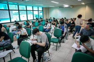 Milhares de candidatos dão início ao sonho de ingressar na UEA por meio do Vestibular 2025, acesso 2026