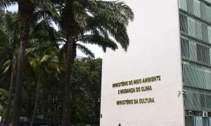 Fachada Do Ministério Da Cultura E Ministério Do Meio Ambiente E Mudança Do Clima