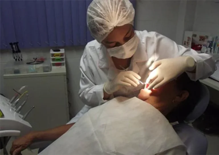 Nilton Lins Retoma Atendimentos Odontológicos