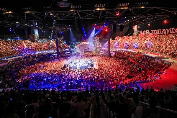 Noite histórica: Festa dos Visitantes inédita no Bumbódromo é grande êxito e reinventa uma tradição do Festival de Parintins 2 Noite histórica: Festa dos Visitantes inédita no Bumbódromo é grande êxito e reinventa uma tradição do Festival de Parintins