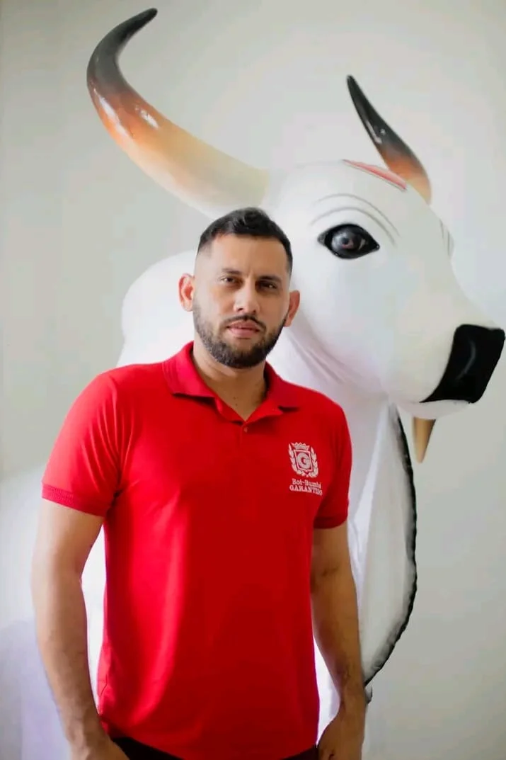 O lançamento de candidatura de Ronaldo Marcedo para presidência do Boi Garantido é aguardada ansiosamente por torcedores do bumbá 19 O lançamento de candidatura de Ronaldo Marcedo para presidência do Boi Garantido é aguardada ansiosamente por torcedores do bumbá