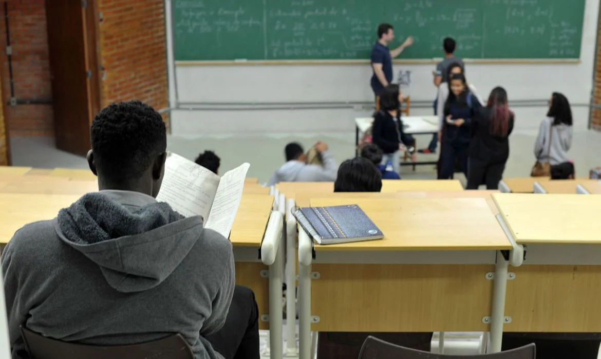 Ongs Têm Cursos Gratuitos De Capacitação Para Jovens