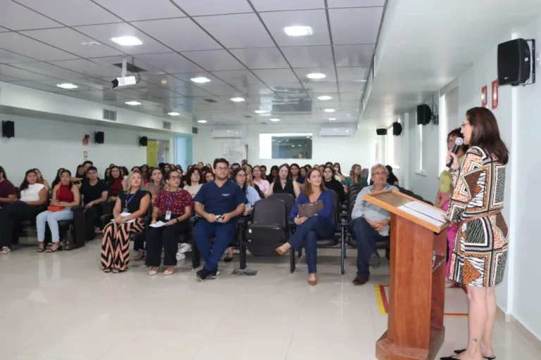 Paic  Fcecon Lança E Book, Premia Trabalhos E Recebe Novos Bolsistas