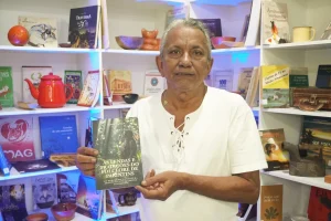 Parintins eterniza suas lendas e tradições em livro de Tadeu Garcia