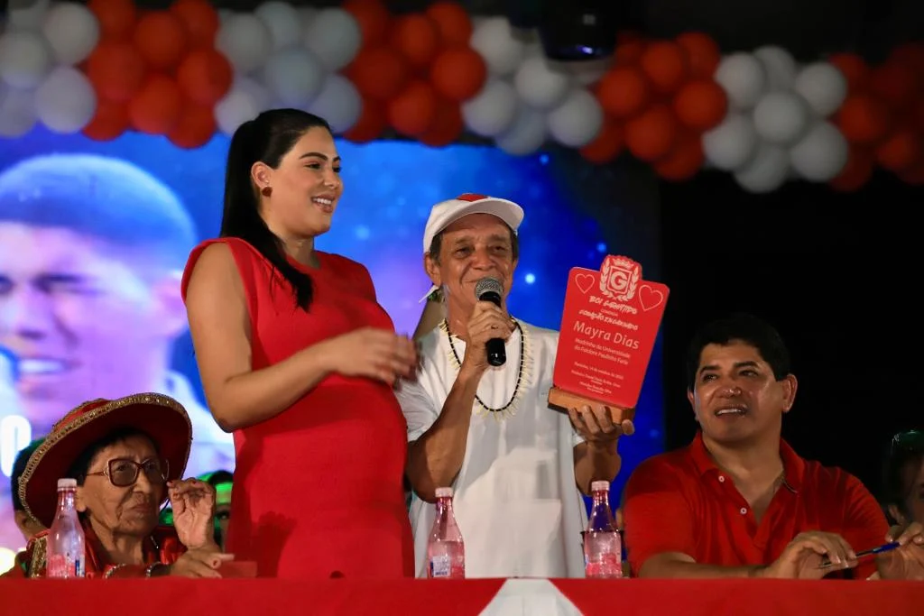 Parintins tem novo ponto turístico construído no reduto mais tradicional do Boi Garantido 14 Parintins tem novo ponto turístico construído no reduto mais tradicional do Boi Garantido