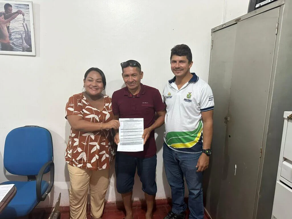 Pescadores artesanais de Urucará garantem R$ 1,3 milhão, em mutirão do Idam 5 Pescadores artesanais de Urucará garantem R$ 1,3 milhão, em mutirão do Idam