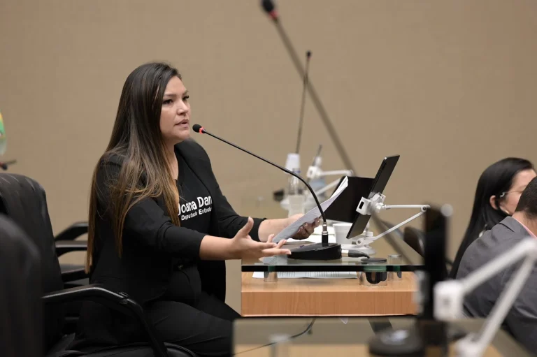Deputada Joana Darc (união Brasil)