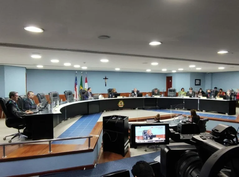 Pleno Do Tce Am Julga Irregulares Contas De Ex Presidente Da Câmara De Jutaí E Multa Gestor
