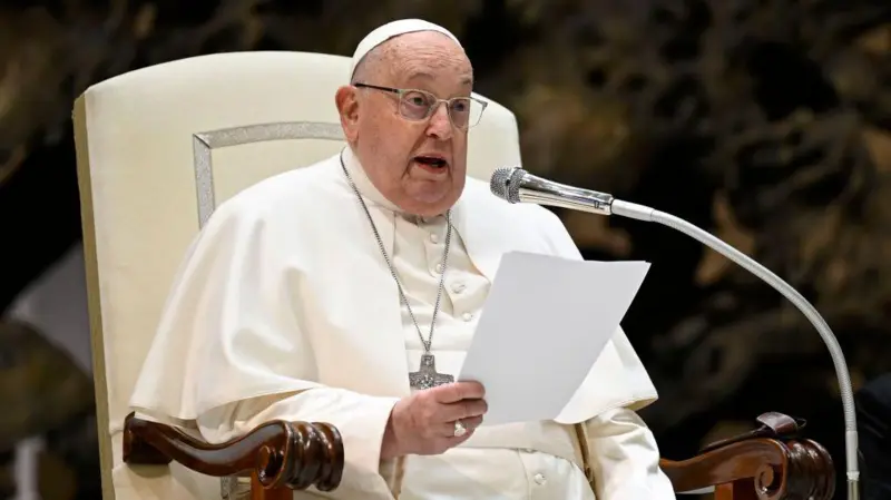 Prefeitura de Parintins decreta luto de três dias pela morte do Papa Francisco
