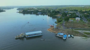 Prefeitura de Parintins recebe novo porto flutuante no Distrito do Mocambo