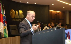Presidente Do Tce Am Palestra Em Congresso De Direito Tributário Na Oab Amazonas