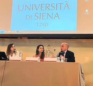 Presidente Do Tce Am Palestra Em Fórum Internacional De Direito, Na Itália, E Estreita Parcerias