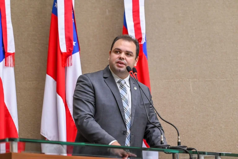 Roberto Cidade tem candidatura registrada no Tribunal Regional Eleitoral