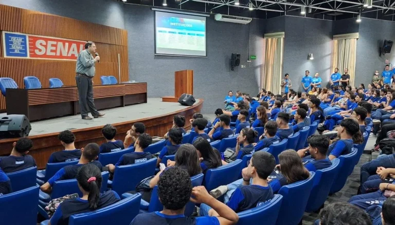 Diretor Do Isi, Élvio Dutra