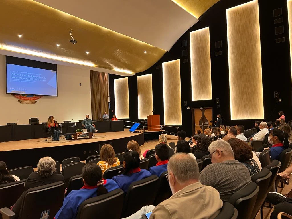 TCE-AM conclui Masterclass sobre ensino de combate e prevenção ao assédio 