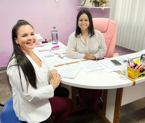 vereadora Vanessa Gonçalves e Delegada Marna de Miranda
