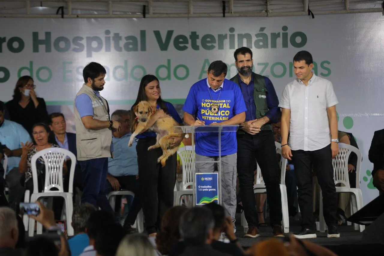 Wilson Lima Assina Ordem De Serviço Para Construção Do Primeiro Hospital Público Veterinário Do Amazonas